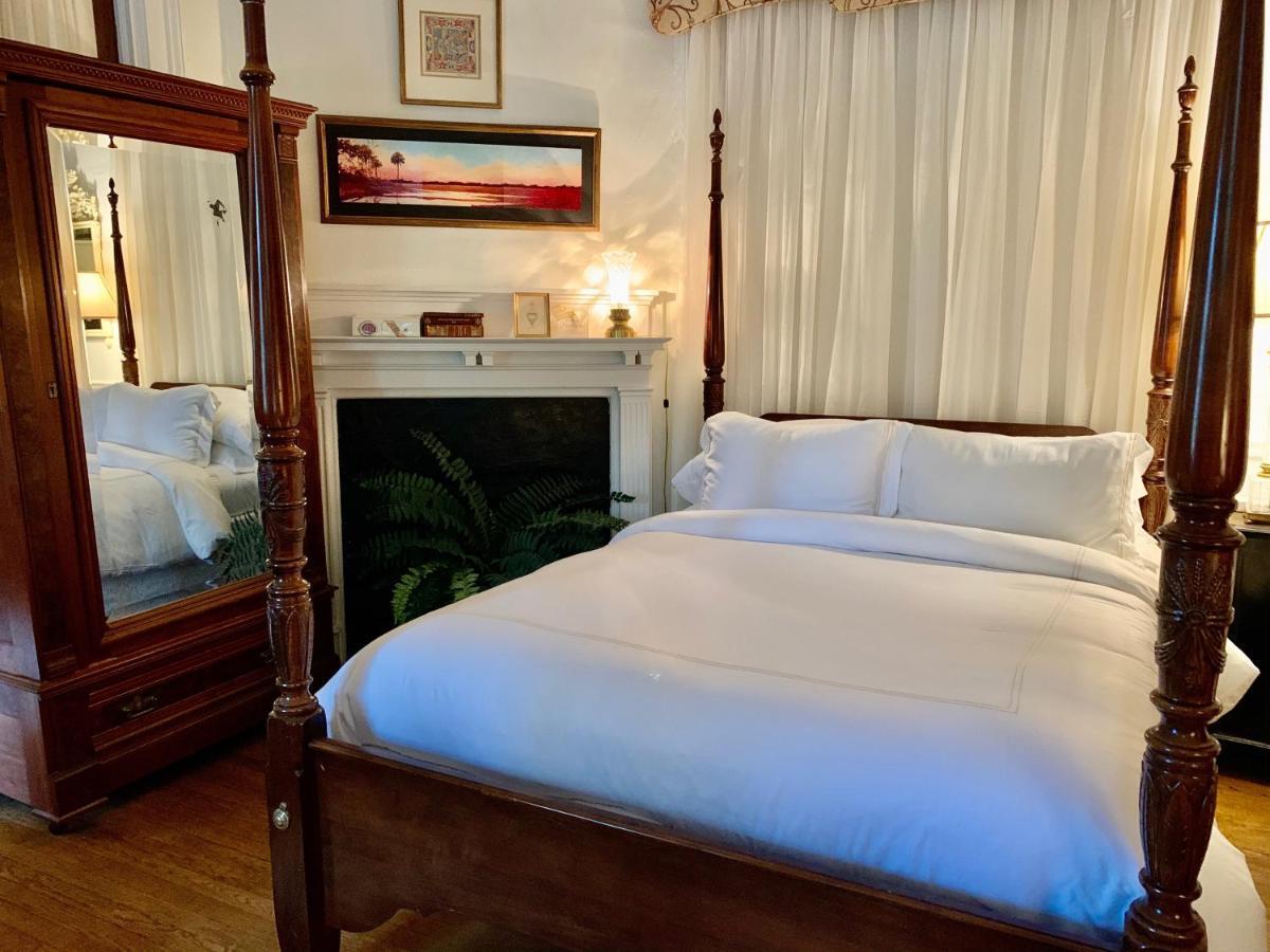 Chesnut Cottage Inn Bed & Breakfast โคลัมเบีย ภายนอก รูปภาพ