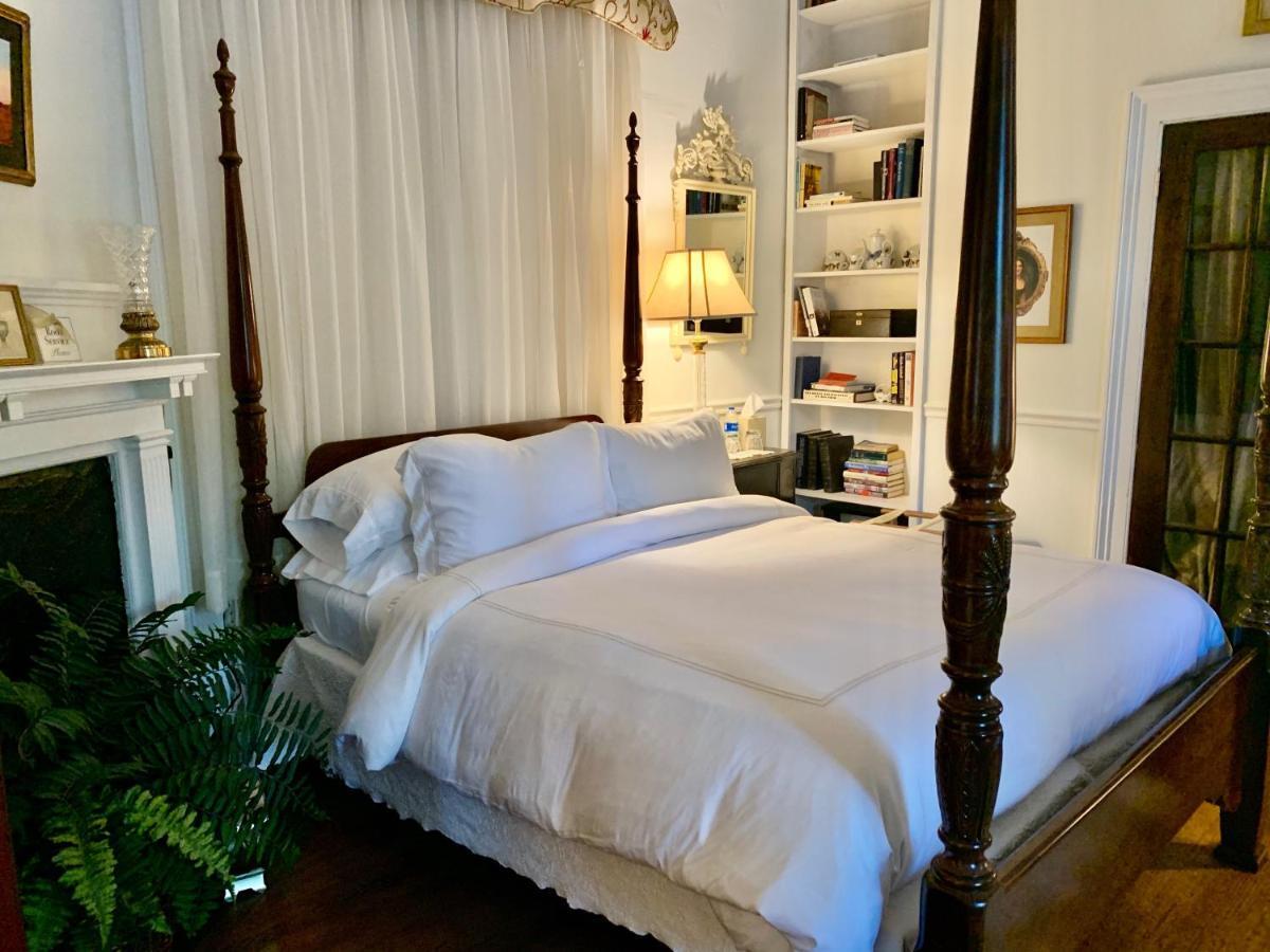Chesnut Cottage Inn Bed & Breakfast โคลัมเบีย ภายนอก รูปภาพ